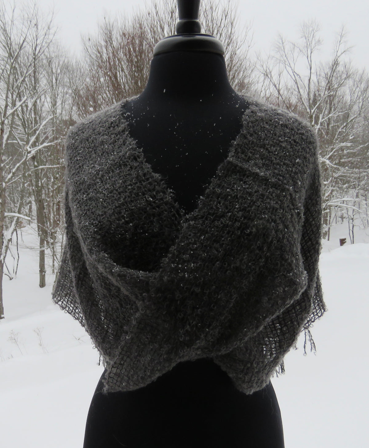 Shawls - Möbius Shawl- Greys