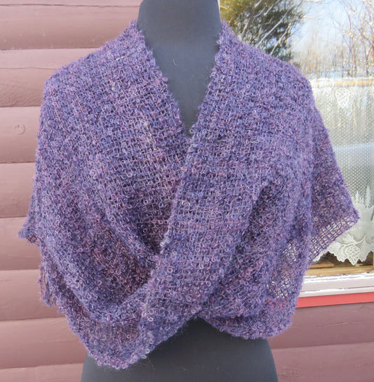 Shawls - Möbius  Shawl- Periwinkle