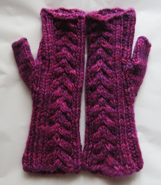 Mittens - Fingerless with Cables in Super Wash Merino in Radiant Orchid
